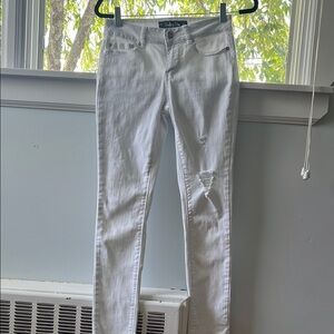 Indigo Rein White Skinny Jeans with Modern Distressing